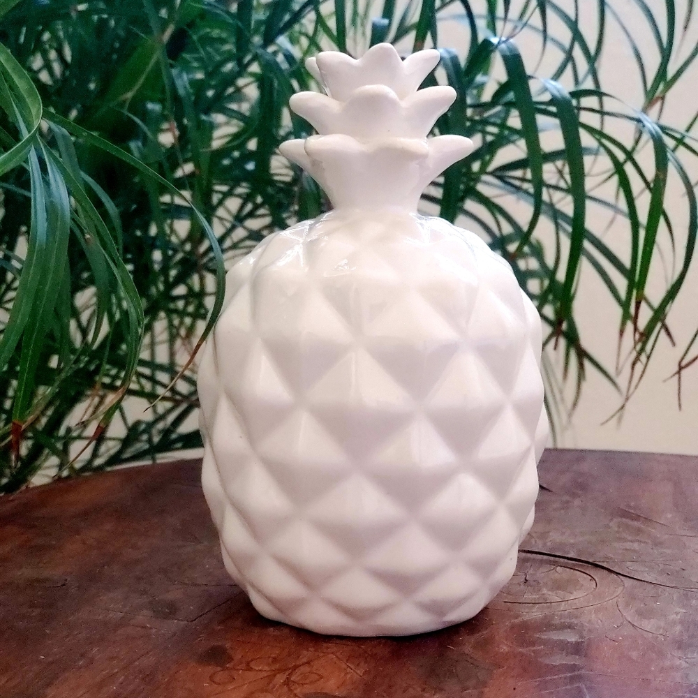 White Ceramic Pineapple